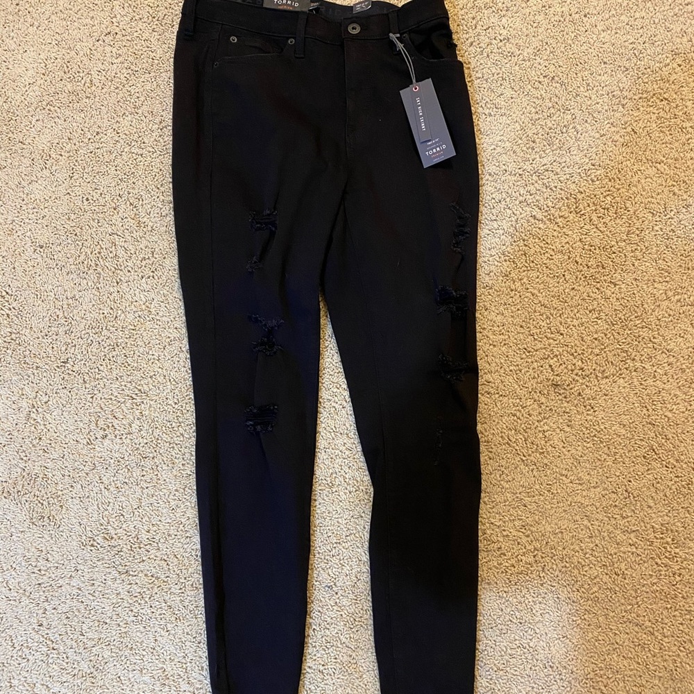 Black Torrid Sky High Skinny jean - Picture 5 of 10